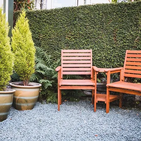 Burnside Bed & Breakfast