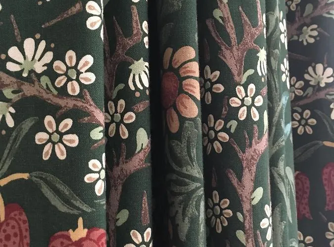 Bed & Breakfast Burnside 4*